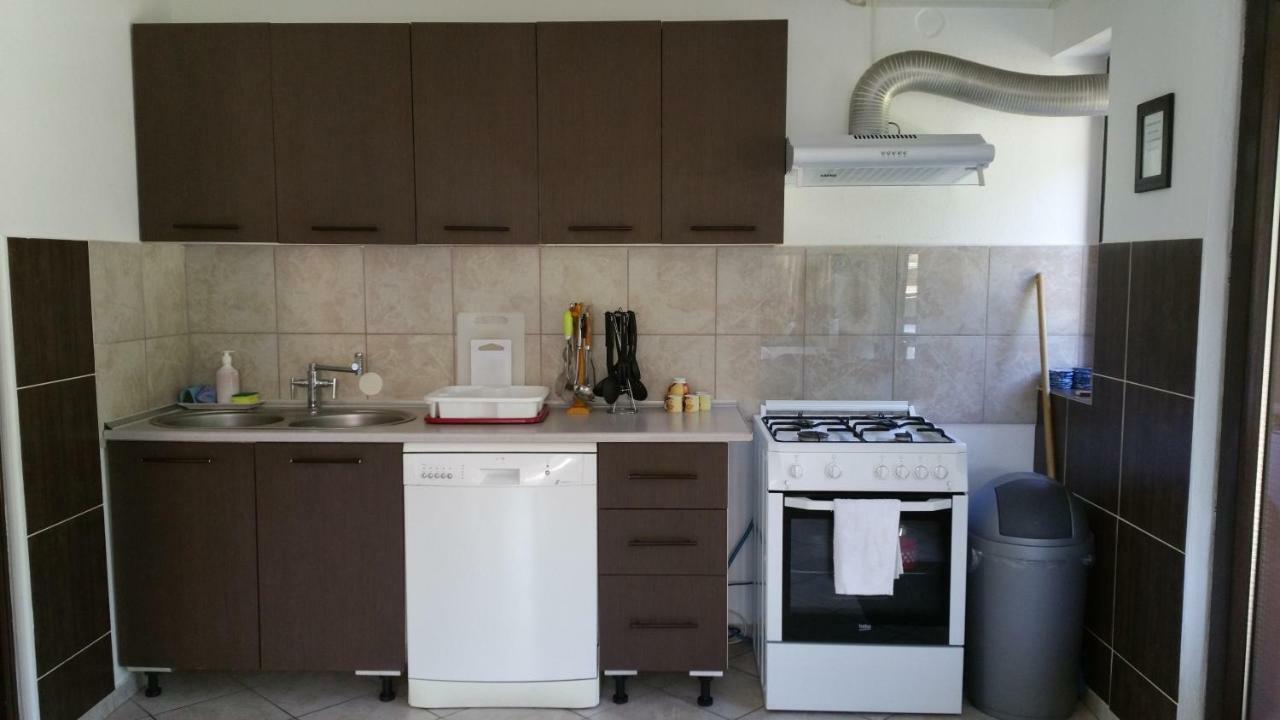 Rosenville Rîşnov Buitenkant foto