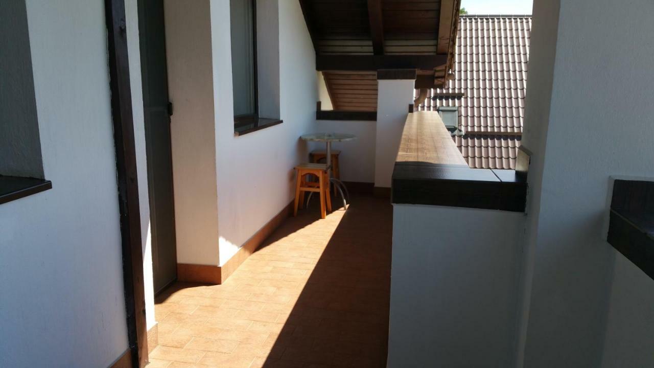 Rosenville Rîşnov Buitenkant foto